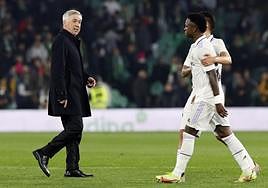 Ancelotti and Júnior.