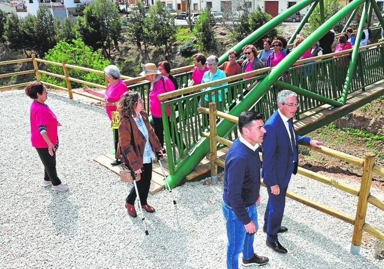 New footbridge connects Riogordo to Malaga province's Gran Senda walking route