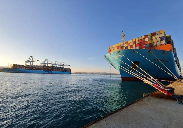 Planes, ships and agriculture helped drive record Andalusian export figures last year