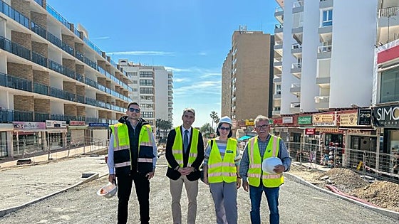 Remodelling of key street in Benalmádena Costa 'progressing at a good pace'