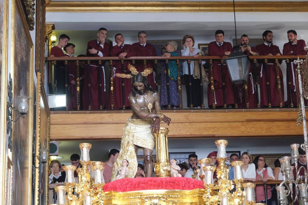 Holy Monday processions in the heart of Malaga, in pictures