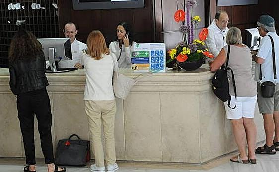 Malaga records second largest drop in Spain for unemployment in March