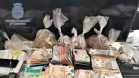 Eighteen people arrested in Malaga for swindling 'love scam' victims of more than 1million euros