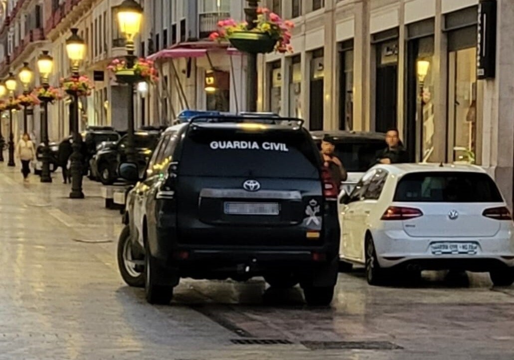 Police deploy large anti-drug trafficking operation in Malaga’s famous Calle Larios shopping street