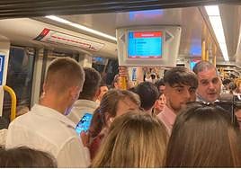 Thousands of people packed into the metro's carriages during Semana Santa in the city.
