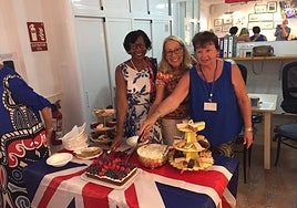 Club International de Nerja had a Union Jack decorated cake