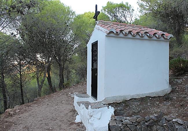 The present shrine is much smaller.