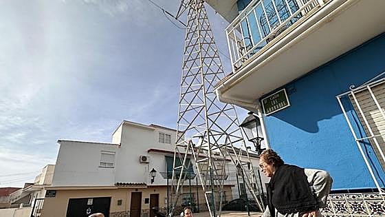 High-voltage electricity power lines to be taken down and buried underground