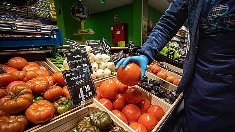 Food price increases in Spain steadied in April to 13%, following 16.5% rise in March