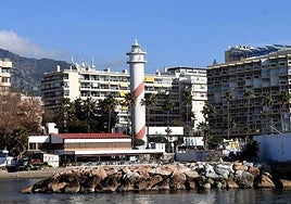 Marbella's lighthouse is to become the new headquarters for the town hall's environemnt department.