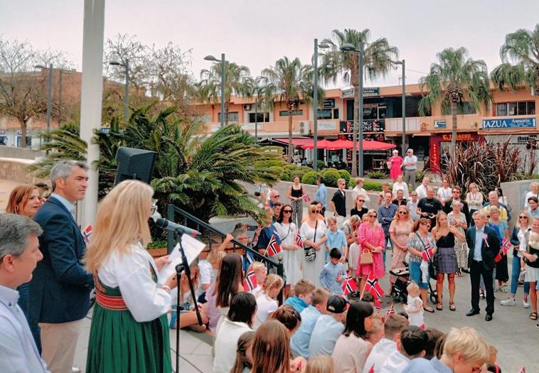 Norwegians celebrate their national day in Benalmádena