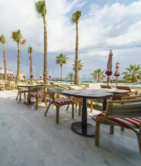 Imagen secundaria 2 - Fuerte Marbella reopens its doors as a five-star hotel