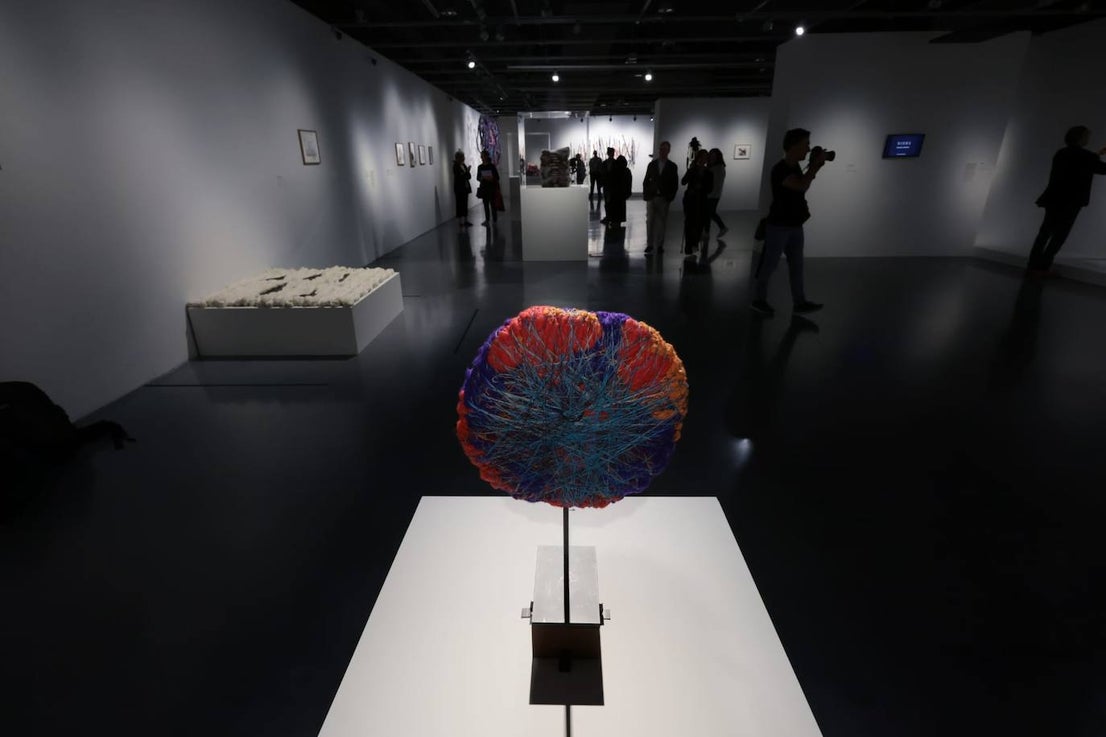 Travelling Threads at the Pompidou