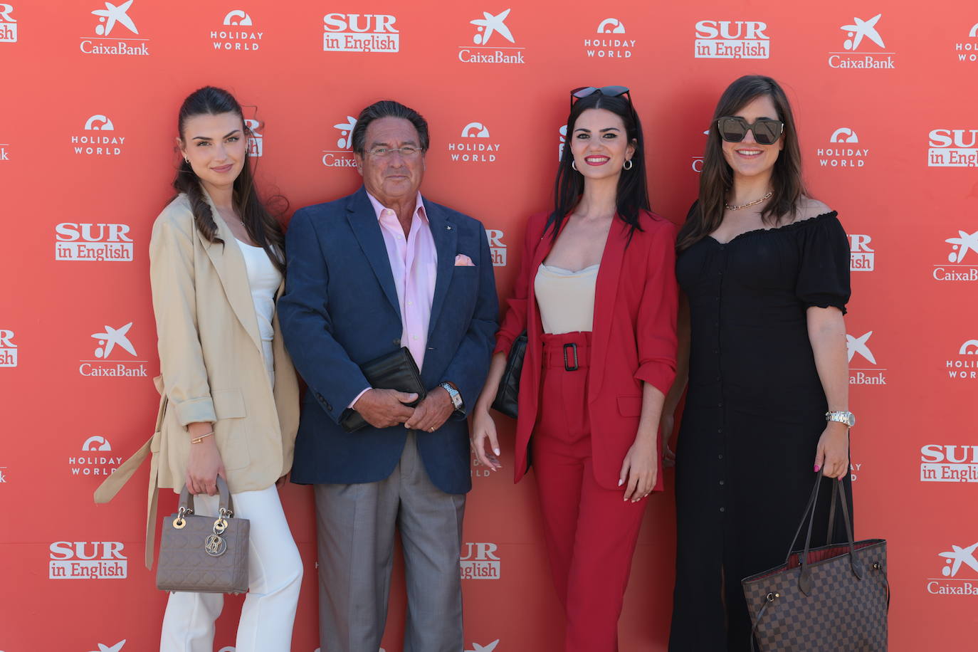 SUR in English celebrates international business