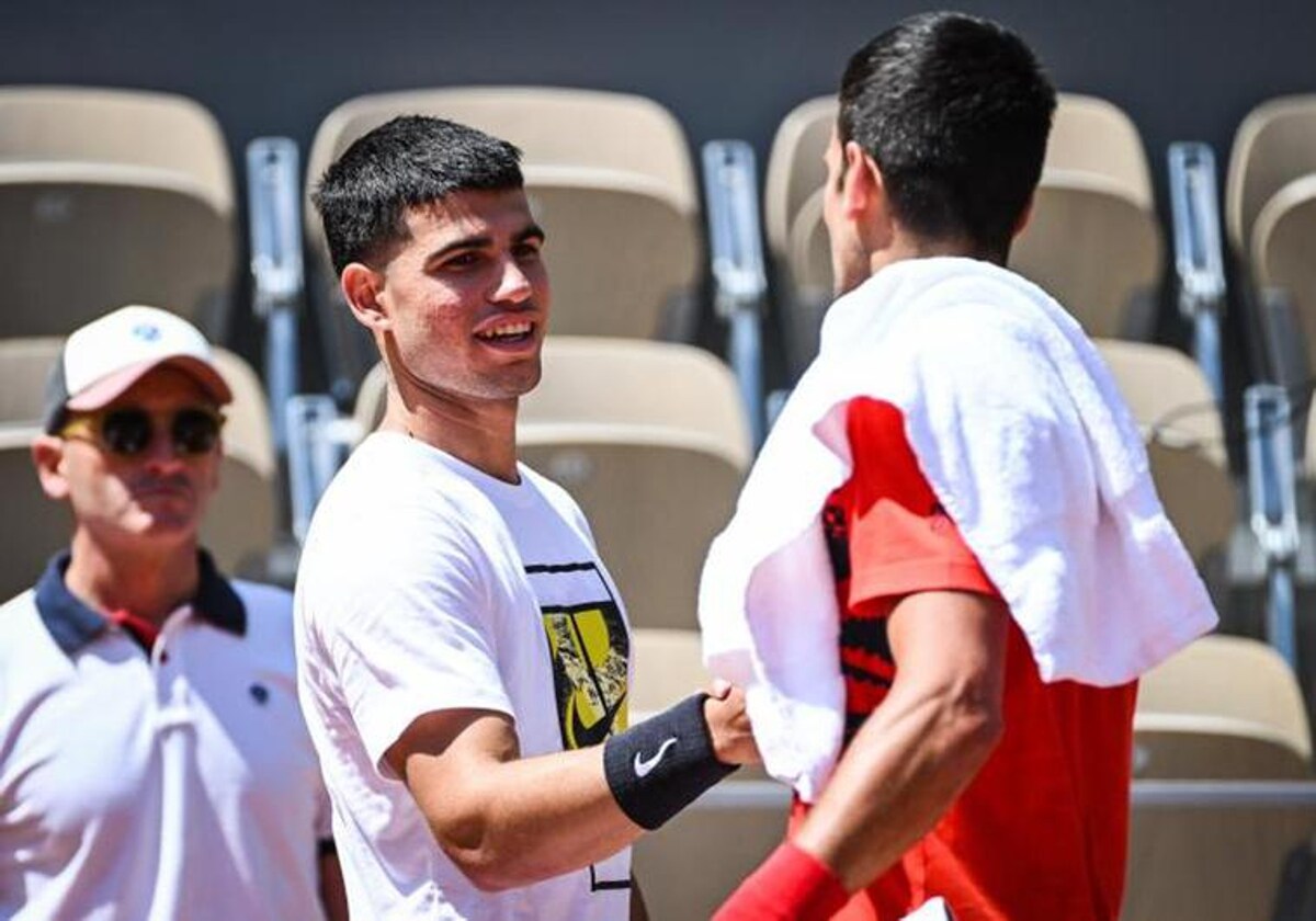 Carlos Alcaraz and potential semi-final opponent Novak Djokovic.