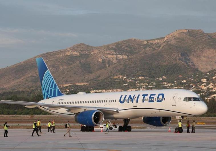 First United Airlines flight linking New York to Costa del Sol touches down at Malaga Airport