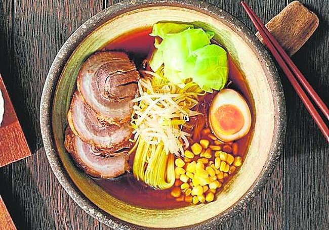 A bowl of ramen (meat noodle soup).