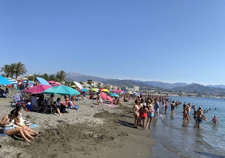 Summer lifeguard service starts on Vélez-Málaga beaches