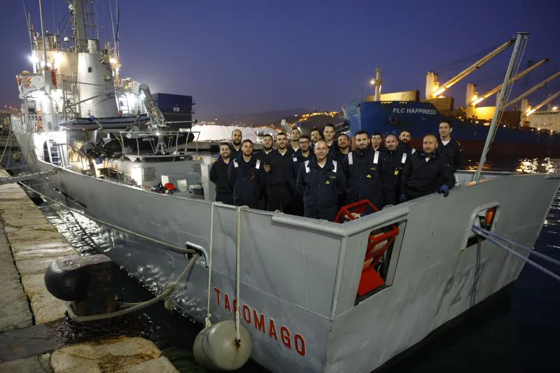Tagomago crew members on return to Malaga port.