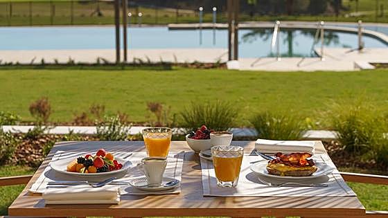 Brunch at Palmito, Sunday luxury at La Zambra resort in Mijas