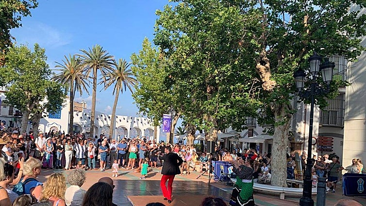 Nerja Danza festival returns to Balcón de Europa