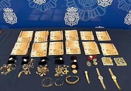 Elderly woman's carer arrested for stealing her jewellery and life savings in Malaga