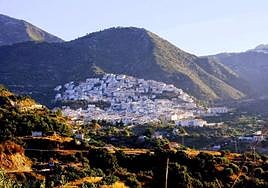 Ojén was first mentioned in chronicles in the 10th century.