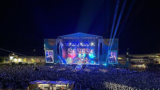 Robbie Williams wows a packed crowd with his first concert on the Costa del Sol