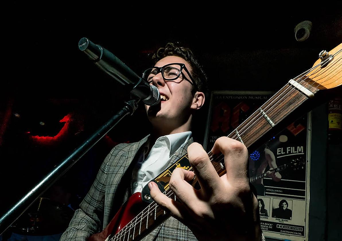 Buddy and the Crickets are among the acts who will perform.