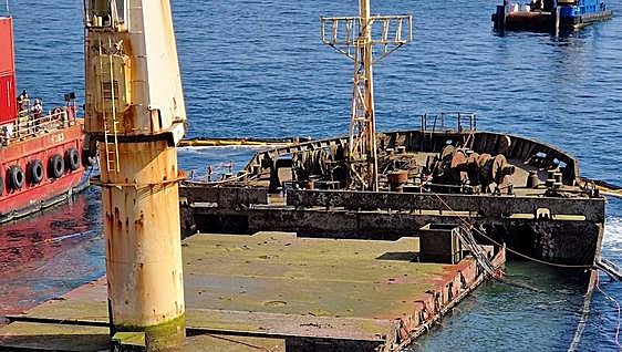 Operation to lift OS 35 bow begins off Gibraltar