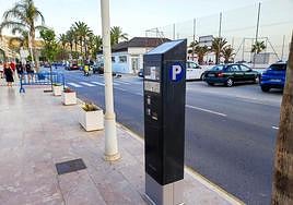 Parking meters now operative on seafront promenades of Almuñécar and La Herradura