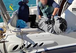 Officers intercepted a luxury craft in Benalmádena Marina.