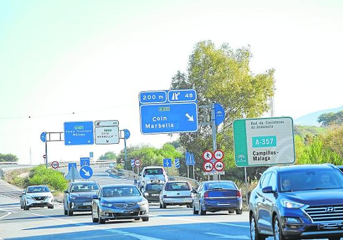 The point on the A-357 where the motorway stretch from the coast ends and the road narrows into a single lane in each direction.