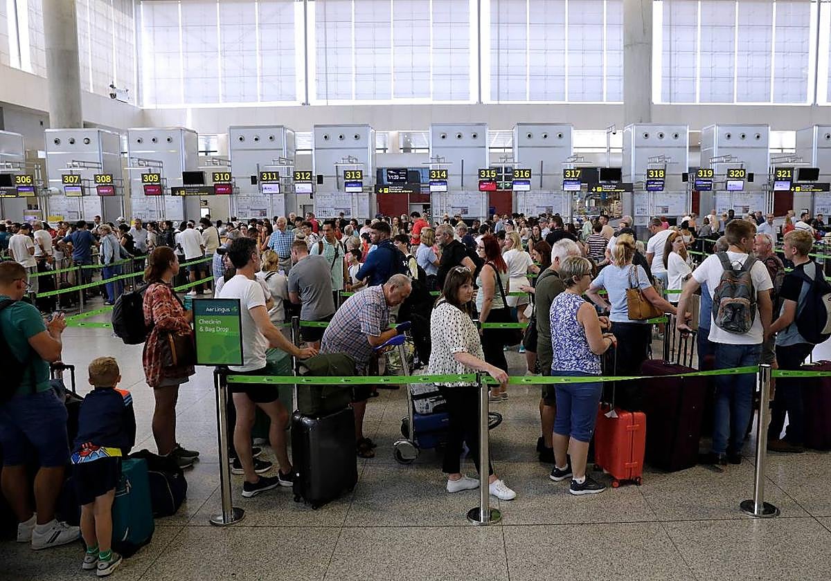 Queues at the check-in counters at Malaga Airport at the beginning of July.