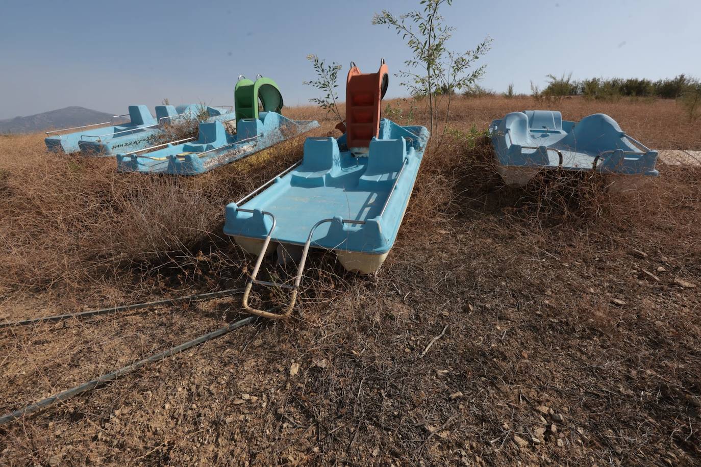 The critical state of Malaga&#039;s La Viñuela reservoir, in pictures