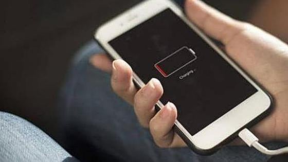 Juice jacking: the dangers of charging your phone at the airport or coffee shop