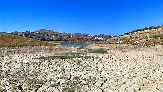 Water cuts extended to seven Axarquía municipalities and Casabermeja in Malaga province