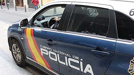 A 36-year-old man dies in Torremolinos after being trapped between car and a wall