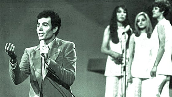 July, a month of success for Julio Iglesias