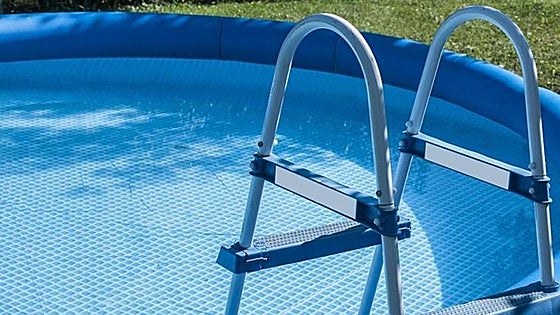 Plunge pools on balconies and private terraces warning