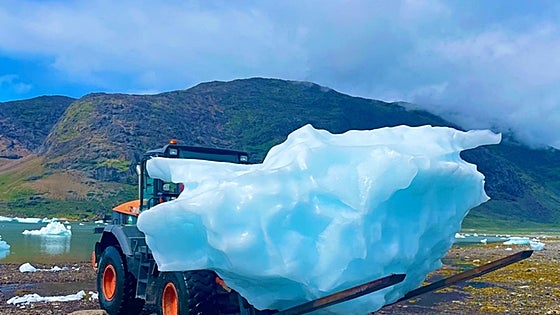This is why an iceberg is heading towards Malaga's main shopping street from Greenland