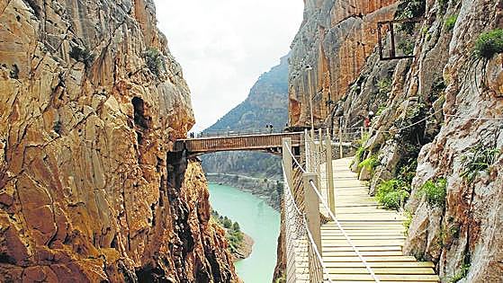 El Caminito del Rey: a dizzying walk through Los Gaitanes gorge