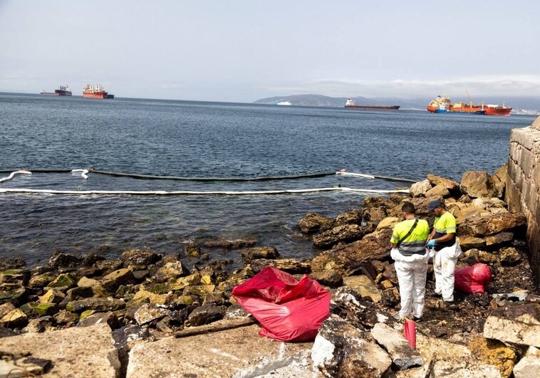 Cleanup operation makes progress after oil spill off Gibraltar
