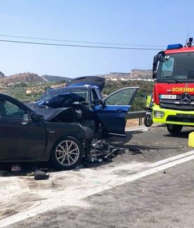 Imagen secundaria 2 - Serious traffic accident leaves seven people injured and forces closure of main A-367 road to Ronda