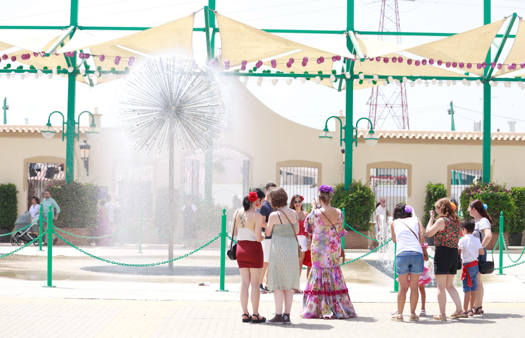 Tuesday's best images of Malaga's spectacular summer fair