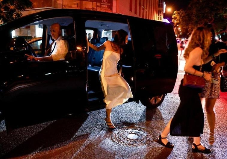 Bolt, Cabify and Uber triple their prices during the busiest hours of Malaga feria