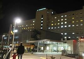 Explosion at fuel service station on A-7 motorway in Spain leaves four people seriously injured