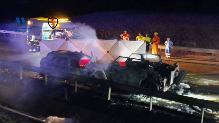 Black night on Malaga province roads as four people die in two traffic accidents during early hours of morning
