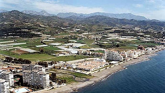 Village delays start of feria after local couple killed in Malaga crash