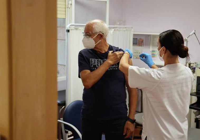 A man being vaccinated in Cordoba in October 2022.